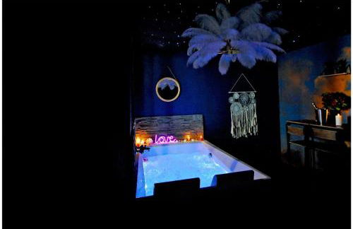 La Suite 7ième ciel étoilé, SPA XXL, Lit sous les étoiles, 5 min centre ville - Foto 4
