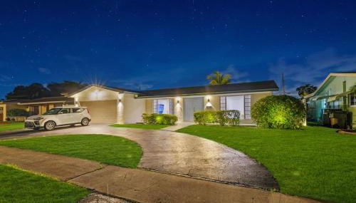 SUN VILLA Heated Pool Near Hard Rock & Beach - Foto 4