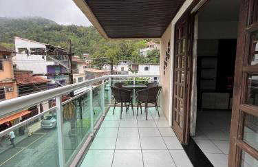 Apartamento amplo, 180m da praia - Foto 2