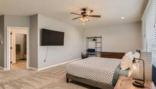 Captivating 4BR Haven with Park View near DT - Foto 2