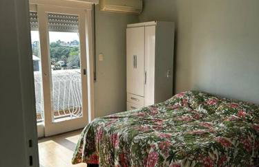 Amplo apartamento com 2 garagens - Foto 7