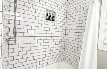 In-Shower Sauna, Fenced Yard w Deck & BBQ Near ATL - Foto 28