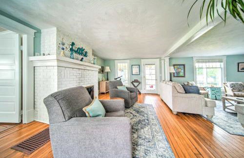 Private Waterfront Lake Erie Home with BBQ Patio - Photo 7