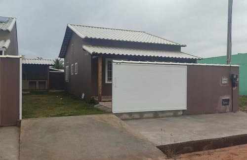 Unamar Cabo Frio, Condomínio Verão Vermelho 1, Casa Privativa a 100 metros da praia! - Foto 7