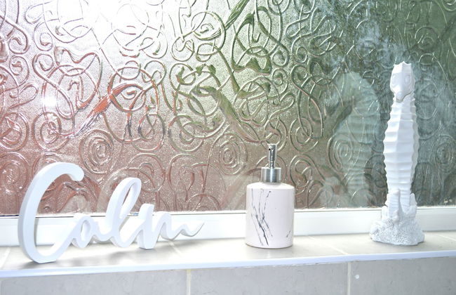 Beautiful Two-bed Apartment With Driveway Parking - Foto 26