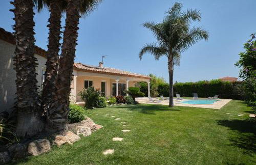 Superbe Villa récente, climatisée, piscine, 10 mn des plages et zones commerciales - Foto 8