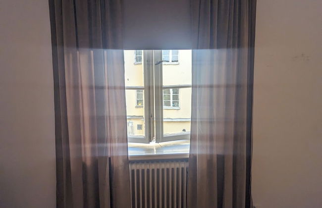 Large, Stylish Apartment in Central Stockholm - Photo 9