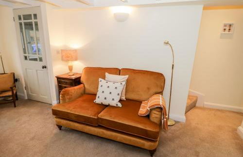 Bumble Cottage - Photo 7