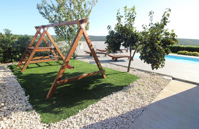 Villa in Debeljak With Private Pool - Foto 24