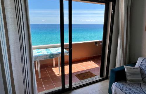 Casa Smeralda, Sea View beachfront SouthSardiniaHolidays - Foto 4