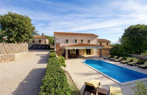 4 Bedroom Lovely Home In Garica - Photo 1