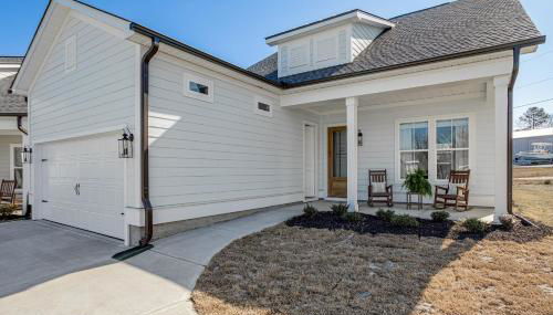 Boat-Ready Location! Airy Greenwood Family Cottage - Foto 3