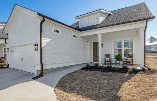 Boat-Ready Location! Airy Greenwood Family Cottage - Foto 3