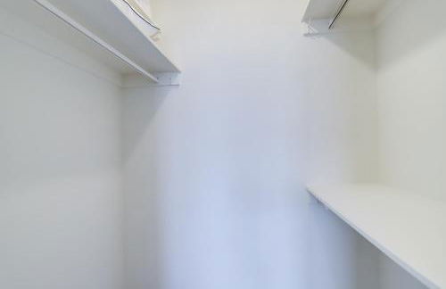 Fantastic 2 BR Apt + Den @Crystal City With Gym - Foto 41