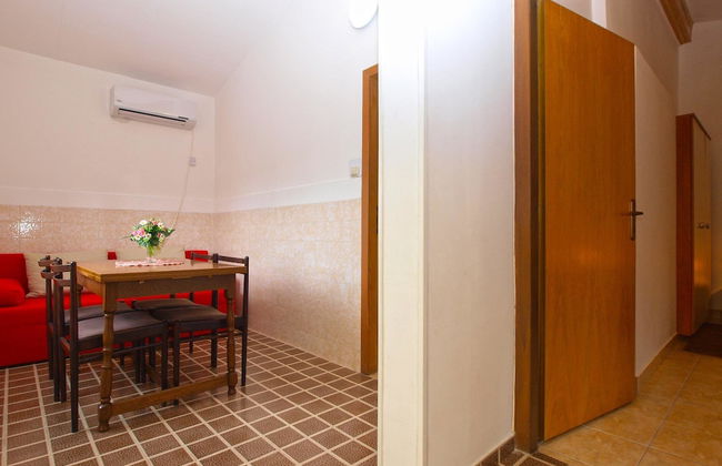 Apartment 1408 - Photo 16