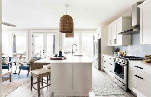 Luxury Lake LBJ Waterfront Home with Hot Tub and Boat Slip - Foto 42