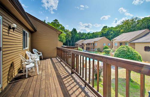 Lincoln Condo with Balcony - 6 Mi to Loon Mtn! - Foto 1