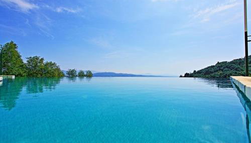 Villa Regina: Above Agni, superb views and pool - Foto 4, Other