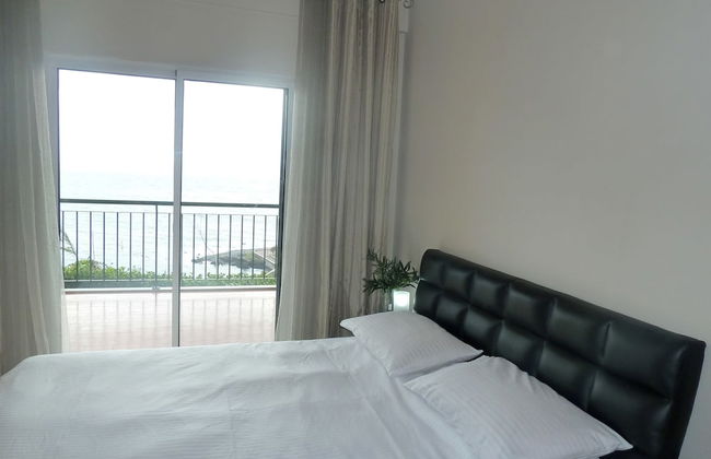 Oceanic Apartments - Photo 14