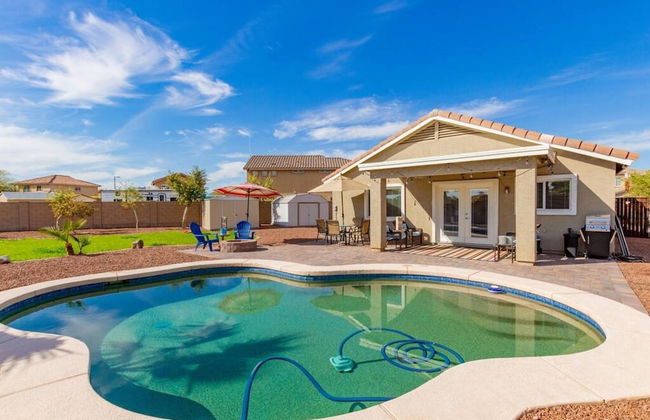 Desert Oasis Buckeye Gameroom Pool Golf - Foto 1