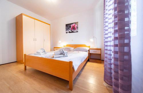 Apartments Lores - Photo 51