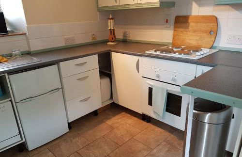 Cottage - Sleeps 4 - Pets Ok - Garden - Parking - Foto 24