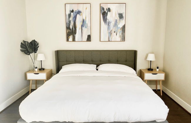 DT Reno - Modern Home Private Patio Workspace - Photo 5