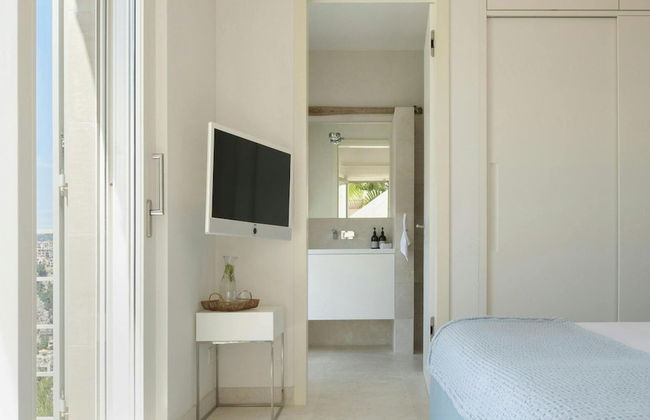 Villa in Tranquil Hillside Location - Foto 2