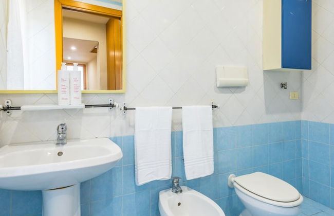 Vomero Duplex Apartment by Wonderful Italy - Photo 27