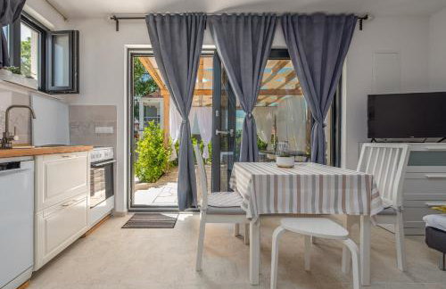 Apartment Varos with shared pool - Foto 17