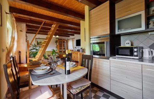 2 Bedroom Nice Home In Donja Stubica - Photo 6