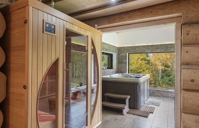 6 bedroom House in Benešov nad Černou with garden and terrace - Photo 47