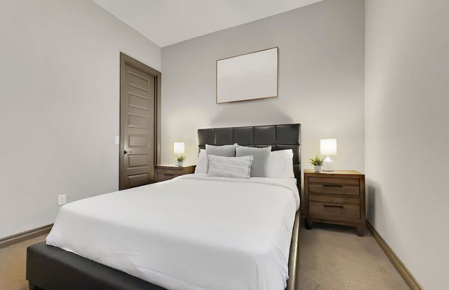 Mead Chandler - Photo 4