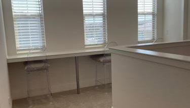 fresh, roomy airport & Uc close - Foto 3