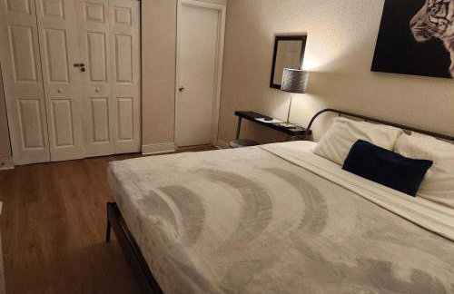 Beautiful 2-Bedroom Condo Near Universal and other Orlando Attractions, King Bed & Wi-Fi - Foto 15