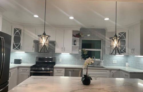 5 bedroom house in prestigious neighborhood! - Foto 1