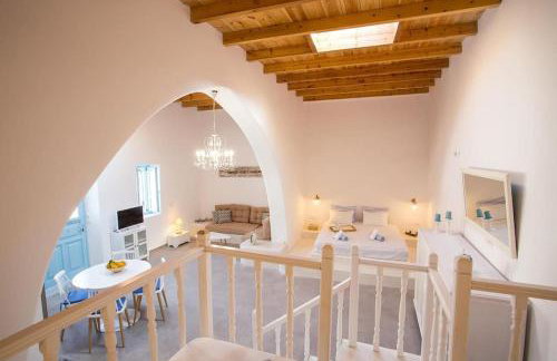 Traditional Luxury House - Photo 34