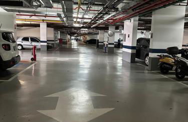 Studio moderno com vista incrível e garagem - Foto 29