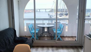 T2 cabine avec très belle vue sur le port de plaisance - Foto 2