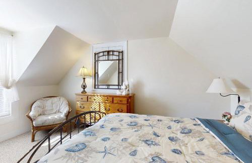 Large Oceanfront Bluff Home - Hot Tub Kids Room - Foto 20