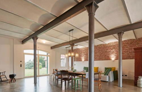 re~barn - Modern Country Stay - Photo 1