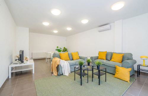 Jouvacations Ripolles Figueres-Vilafant - Foto 22