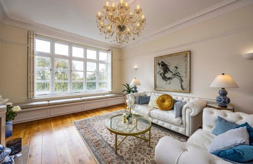 Luxury three-bedroom apartment in Nottingham City Centre - Photo 27