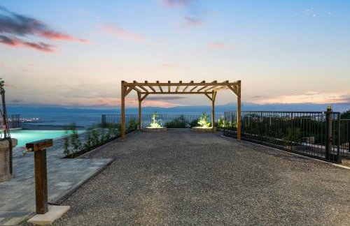 Villa Green Garden - Infinity Pool, Jacuzzi, Sauna and Panoramic Sea View - Foto 65