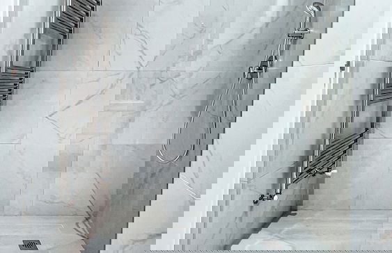 WealthyStays Skyhigh Central - Photo 16