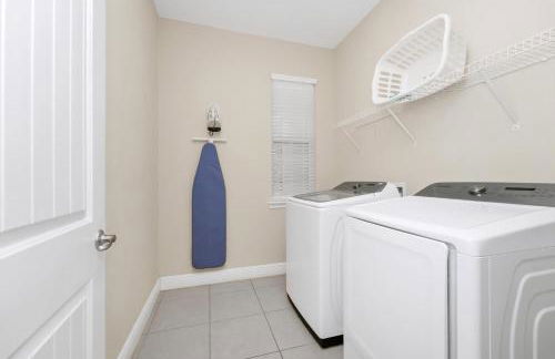 Spectacular Home Near Disney With Private Pool, Movie Theater And Pool Table With Waterpark & Resort Access - 332Sf - Foto 69