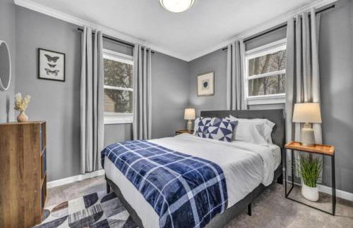 Swim and Relax In our Pool and Hot Tub and Recently Renovated - Foto 48