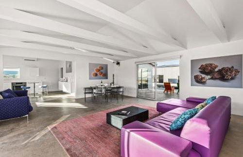 Grow House by Fieldtrip - Remote Lux 100ft Pool - Foto 57