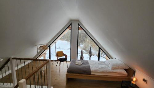 Brzuchem do góry - Foto 5