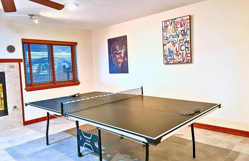 Speedway Game House: Cowboy Pool & Arcade Fun by Vacation Your Way - Foto 14